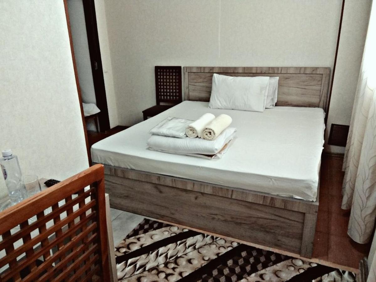 Safar Hotel Tashkent Esterno foto