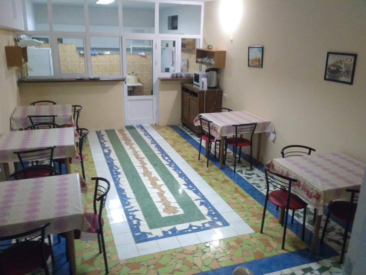 Safar Hotel Tashkent Esterno foto