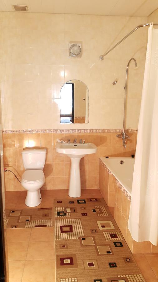 Safar Hotel Tashkent Esterno foto