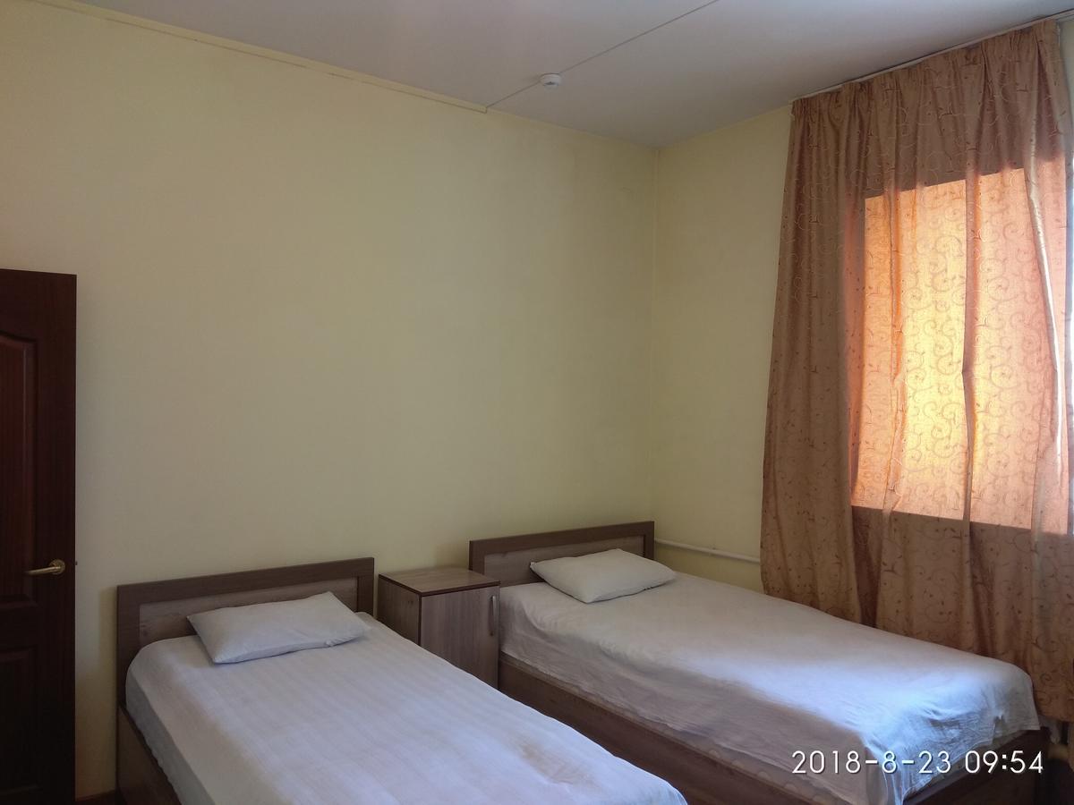 Safar Hotel Tashkent Esterno foto
