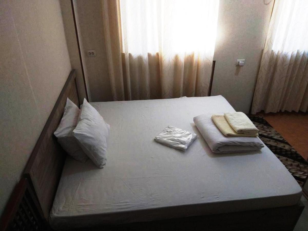 Safar Hotel Tashkent Esterno foto