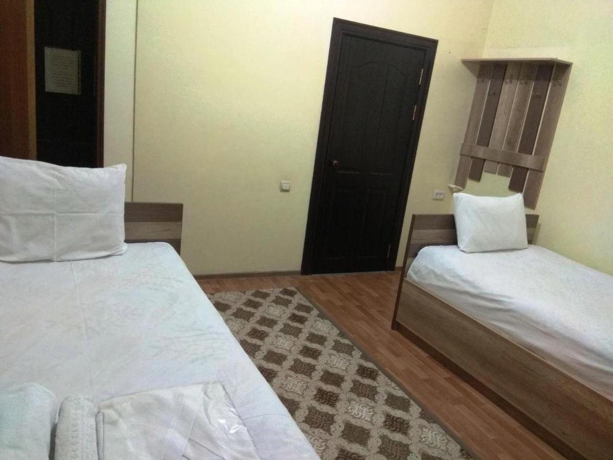 Safar Hotel Tashkent Esterno foto