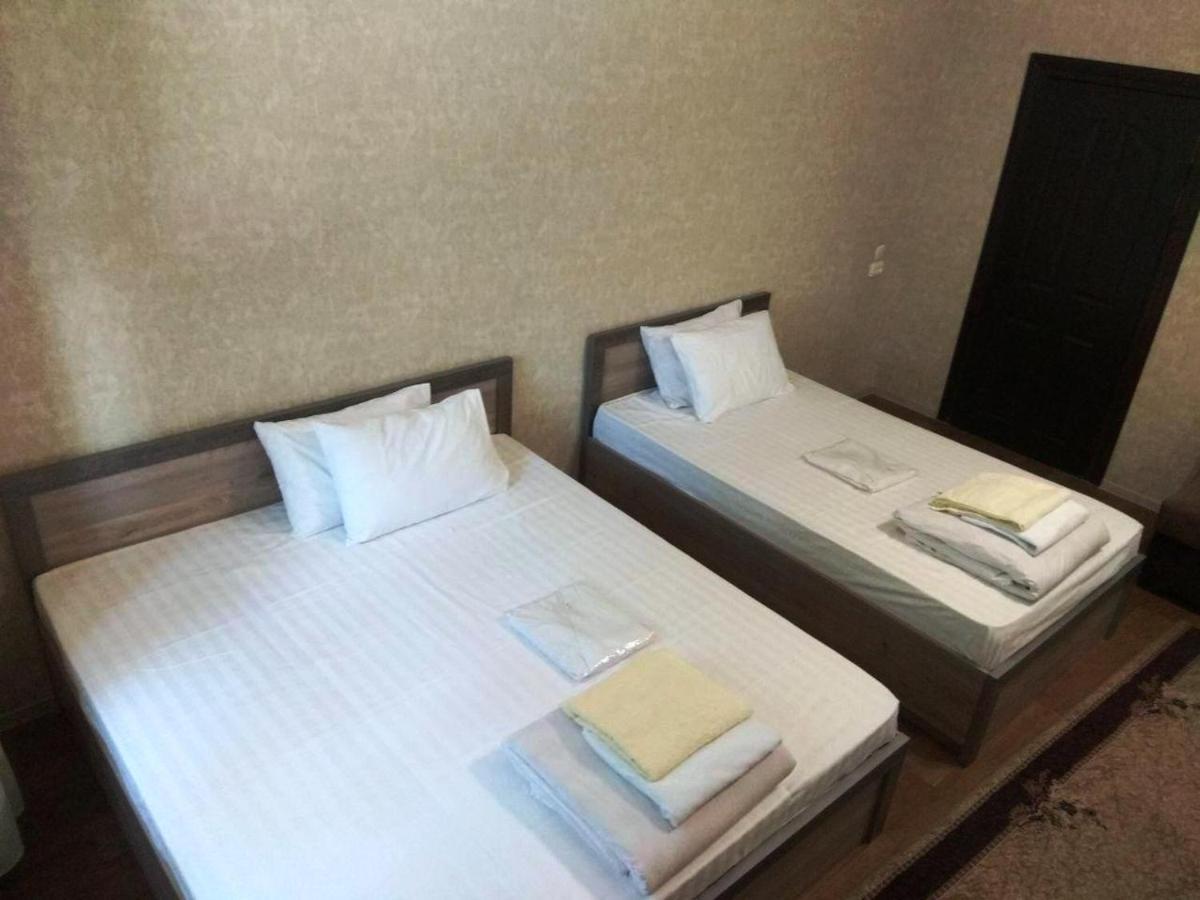 Safar Hotel Tashkent Esterno foto