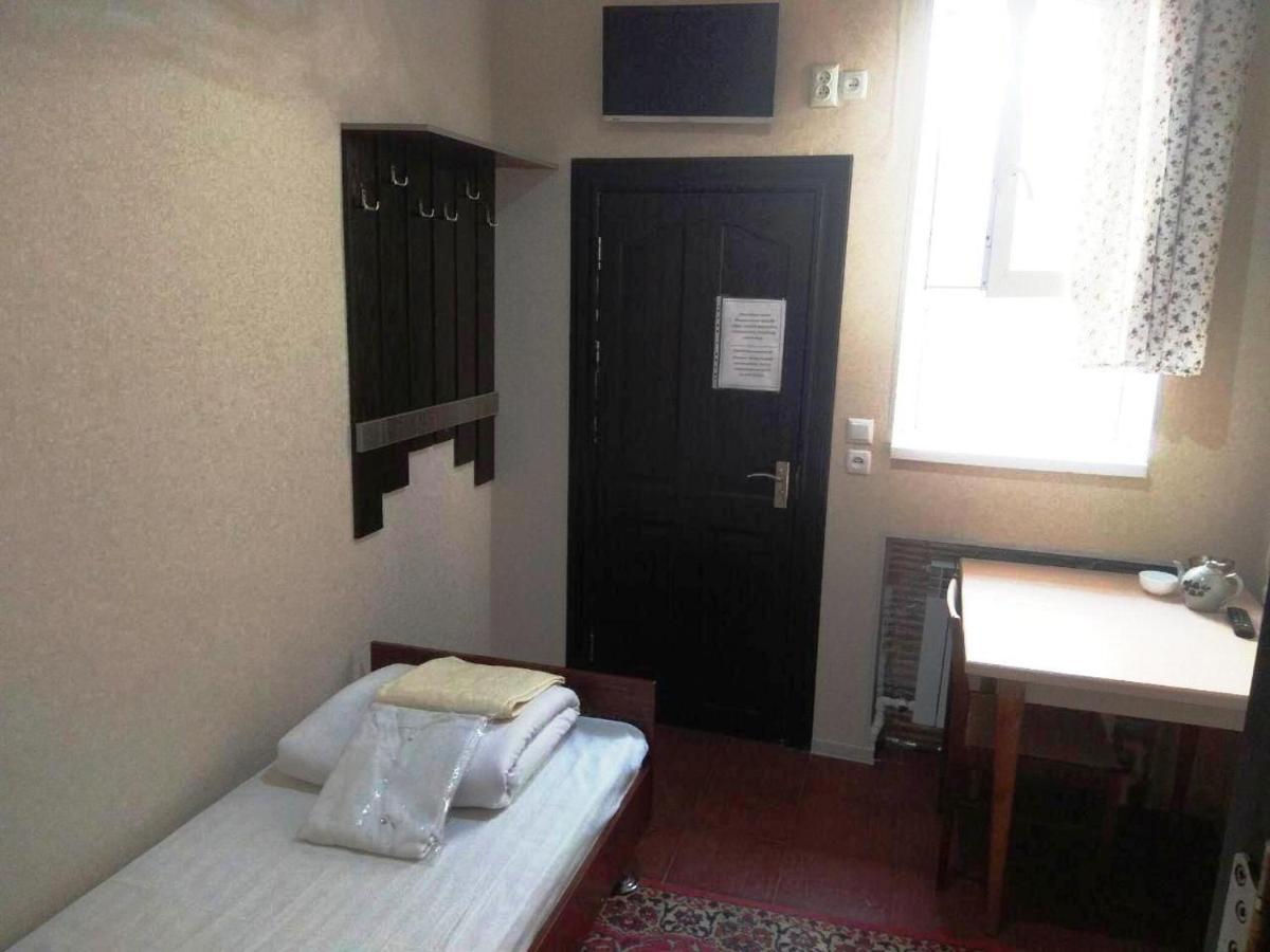 Safar Hotel Tashkent Esterno foto